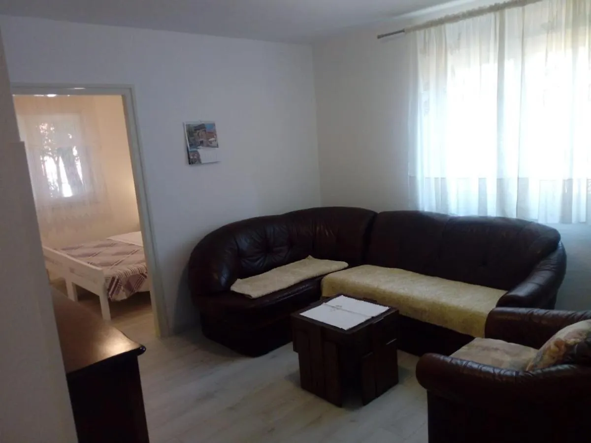 Apartman Petra Apartment Pula